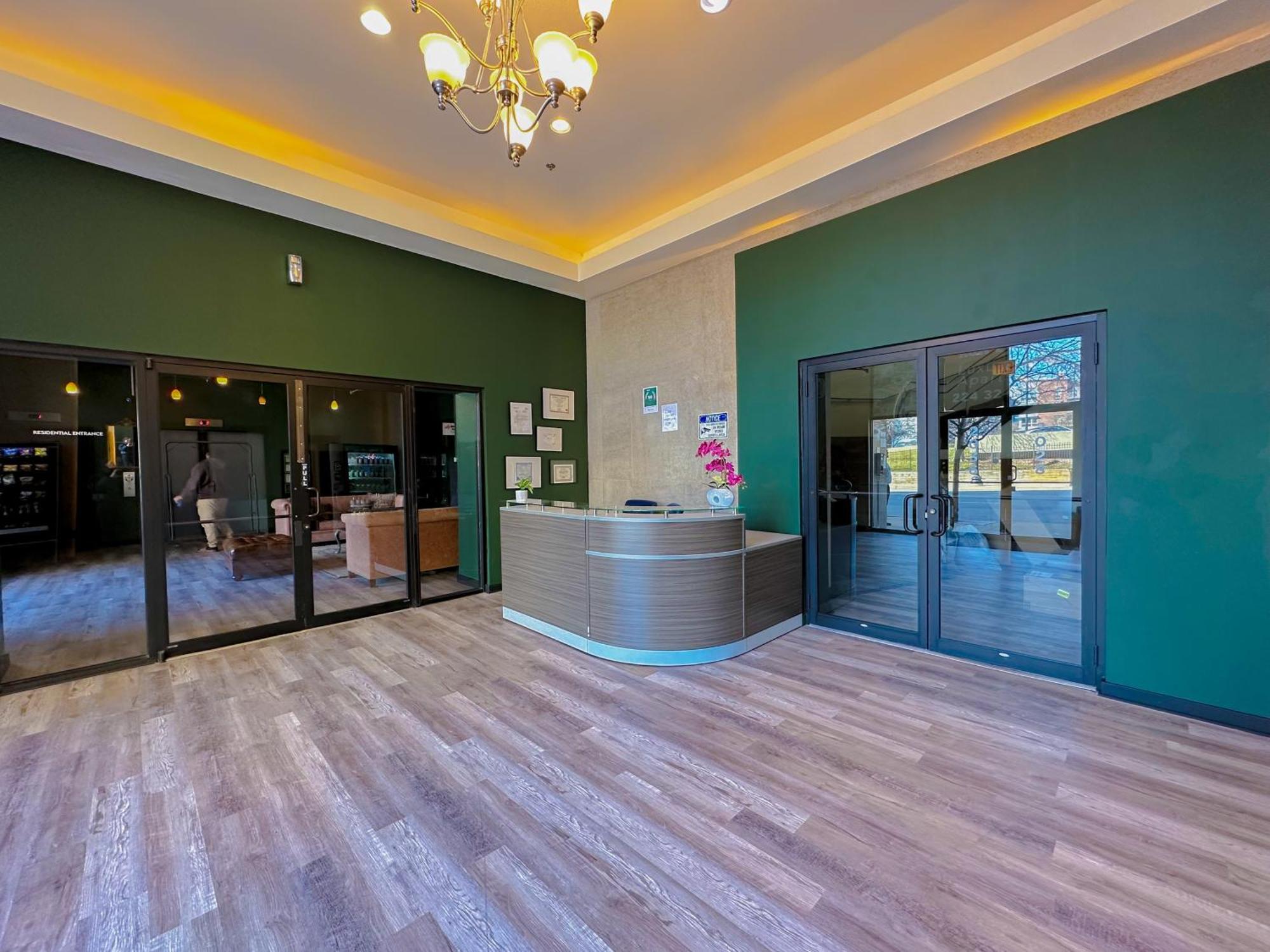 Family Friendly 2Br South Loop Suite With Optional Parking And Gym Access Sleeps Up To 8 Near Mccormick Place And Soldier Field Чикаго Экстерьер фото