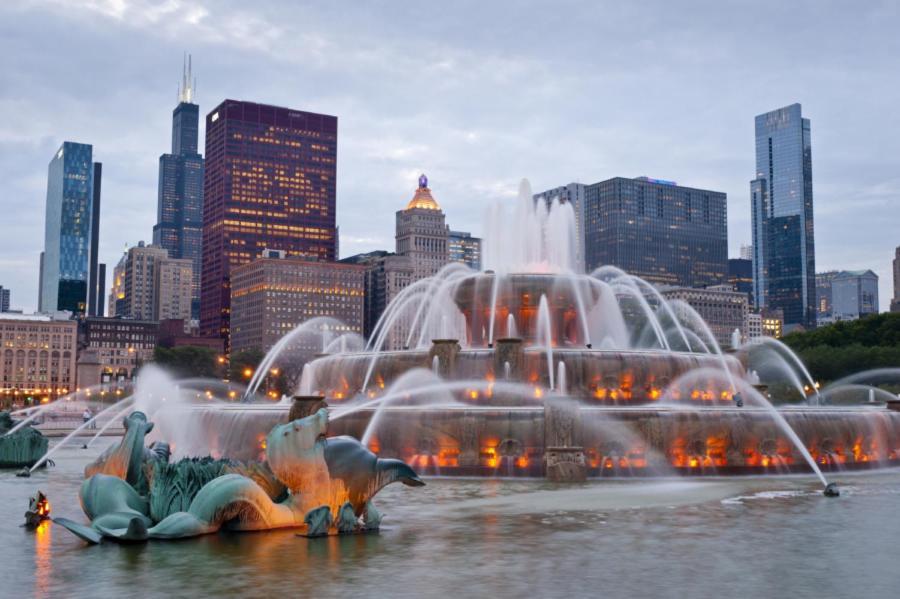 Family Friendly 2Br South Loop Suite With Optional Parking And Gym Access Sleeps Up To 8 Near Mccormick Place And Soldier Field Чикаго Экстерьер фото
