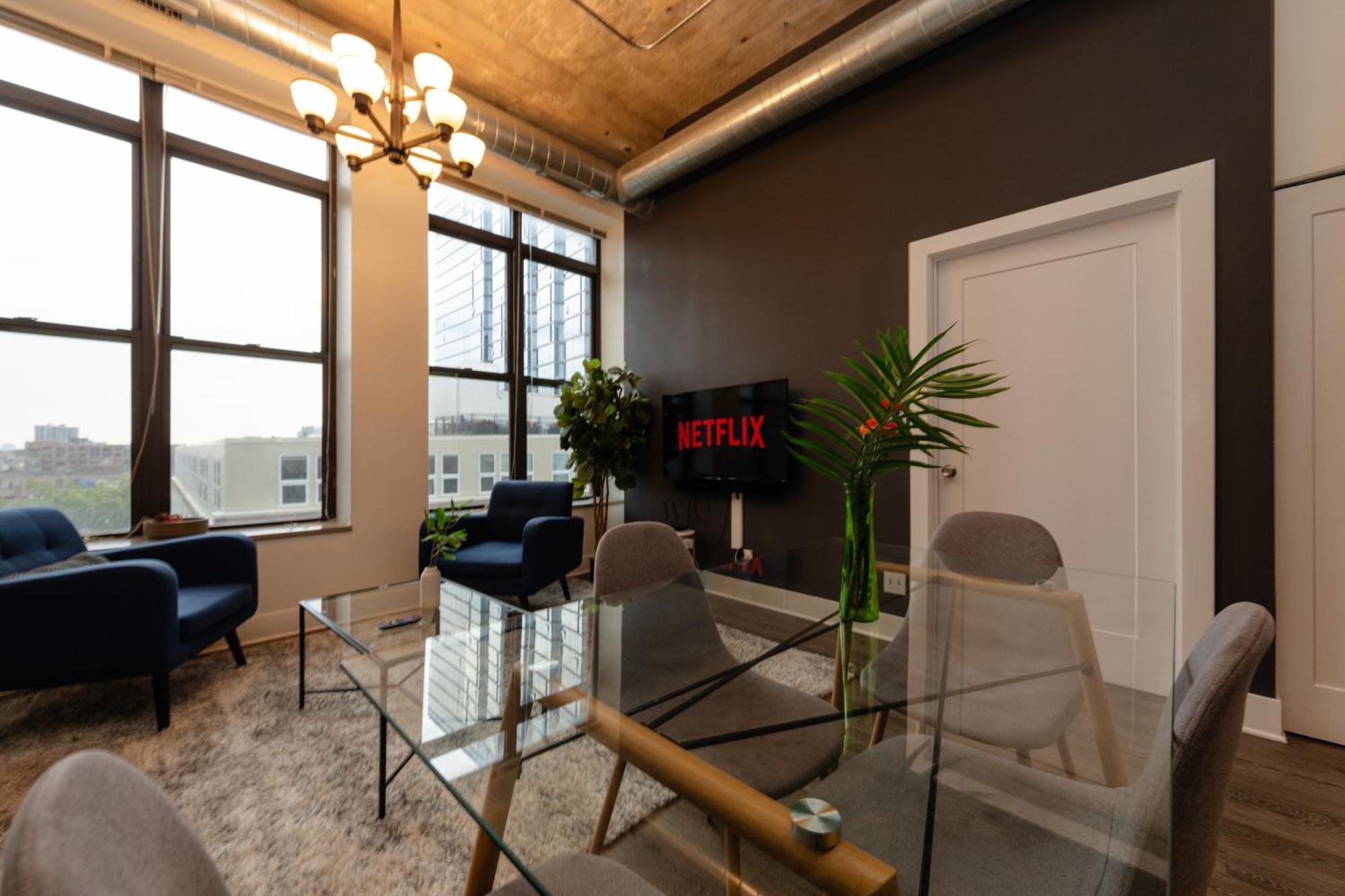 Family Friendly 2Br South Loop Suite With Optional Parking And Gym Access Sleeps Up To 8 Near Mccormick Place And Soldier Field Чикаго Экстерьер фото
